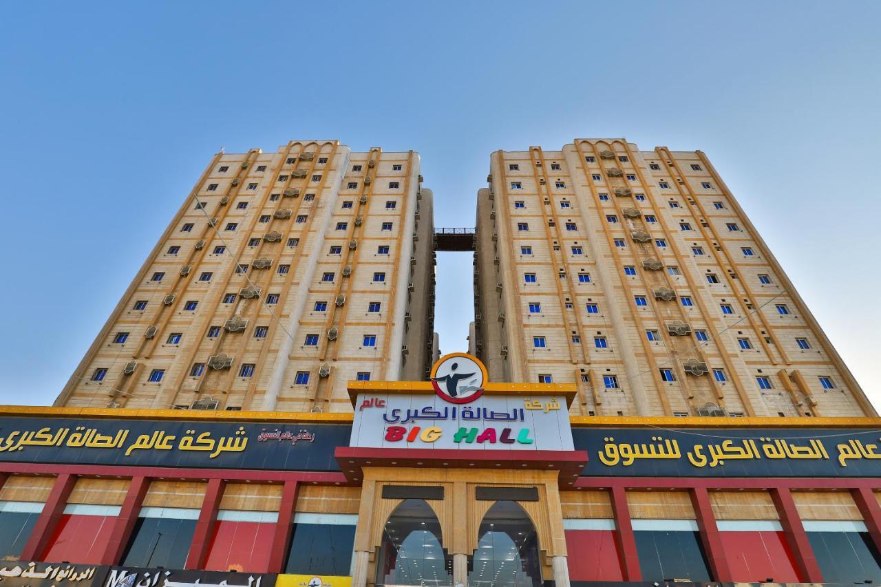 Hotel Oyo 396 Alam Al Sala Al Kobra Towers Jiddah Esterno foto